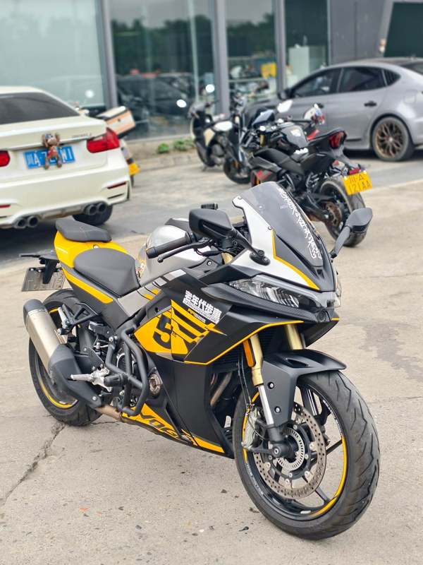 无极 RR525