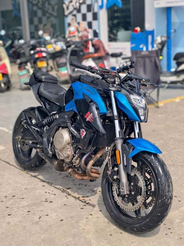 春风 650NK