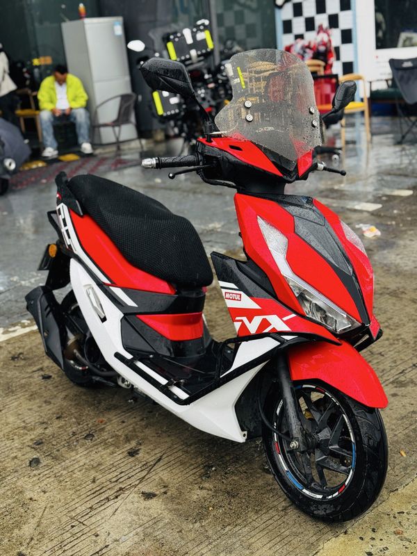 五羊本田 NX125