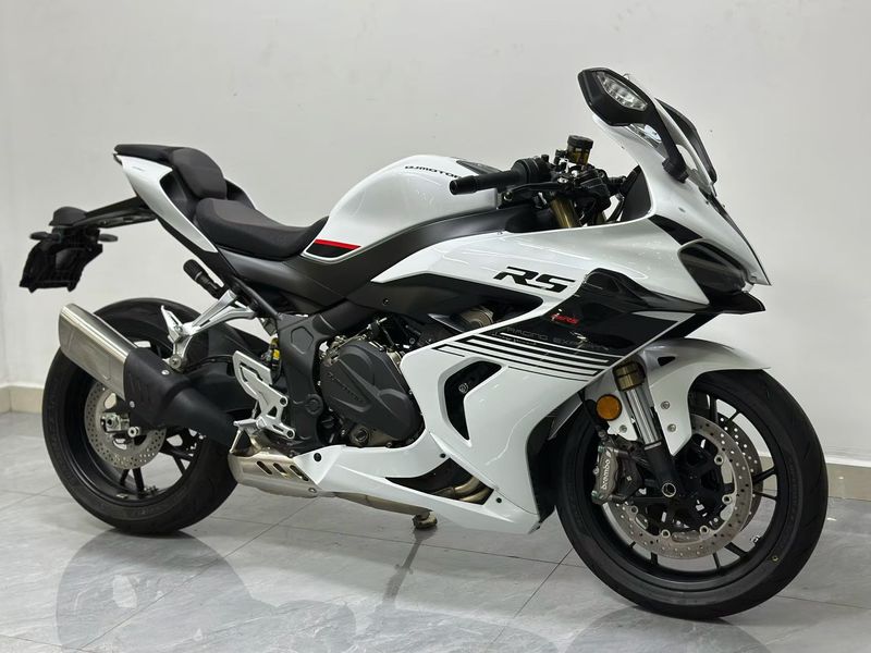 QJMOTOR 赛600