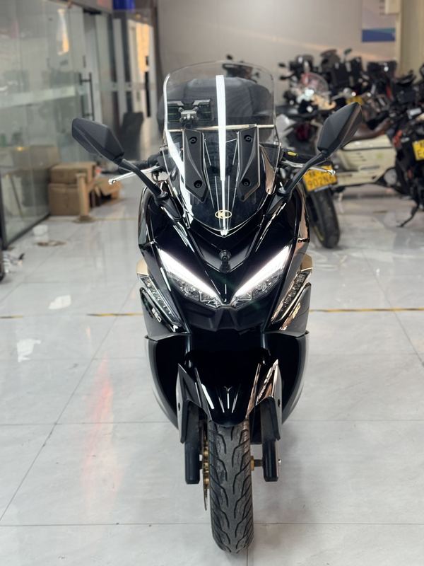 光阳 赛艇 ST250