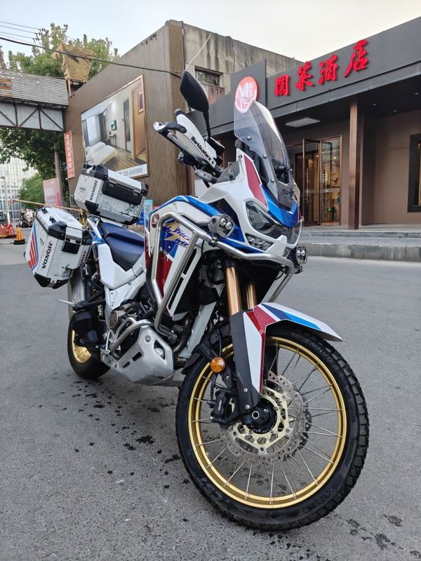 本田DREAMWING CRF1100L Africa Twin