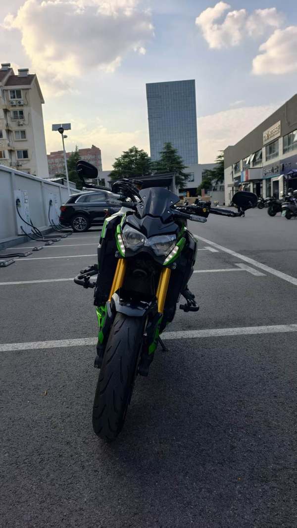 川崎 Z900