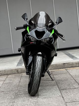 川崎 Ninja ZX-6R 
