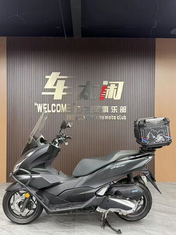 五羊本田 PCX