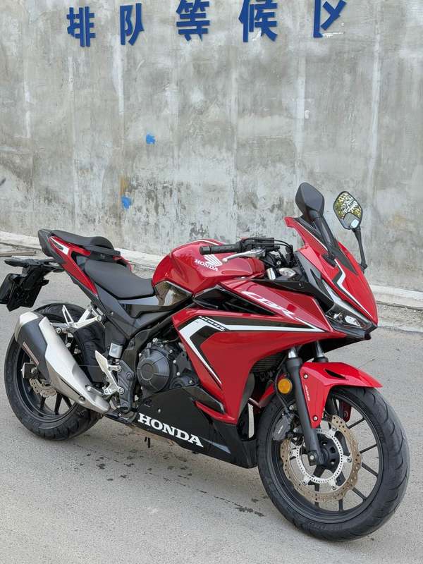 本田WING CBR400R