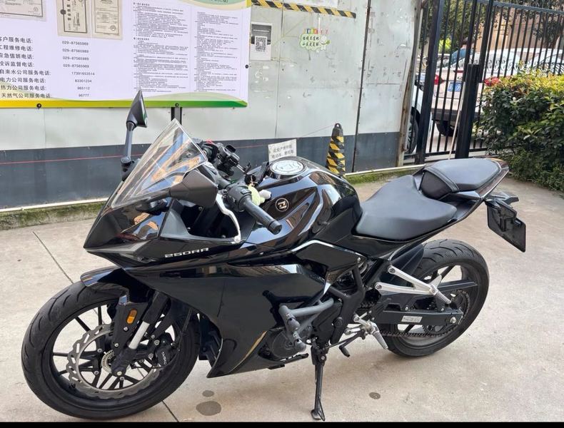 凯越 250RR 刺鸟