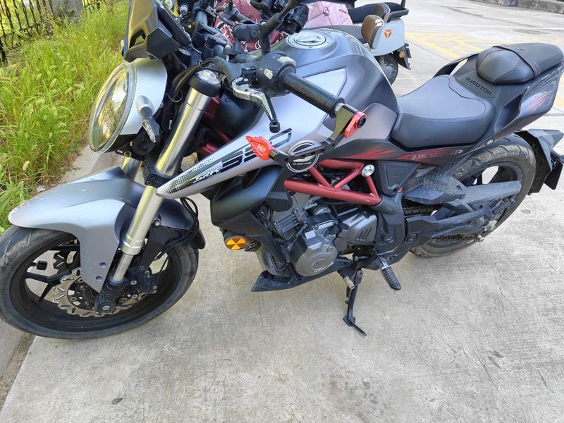 QJMOTOR 追350