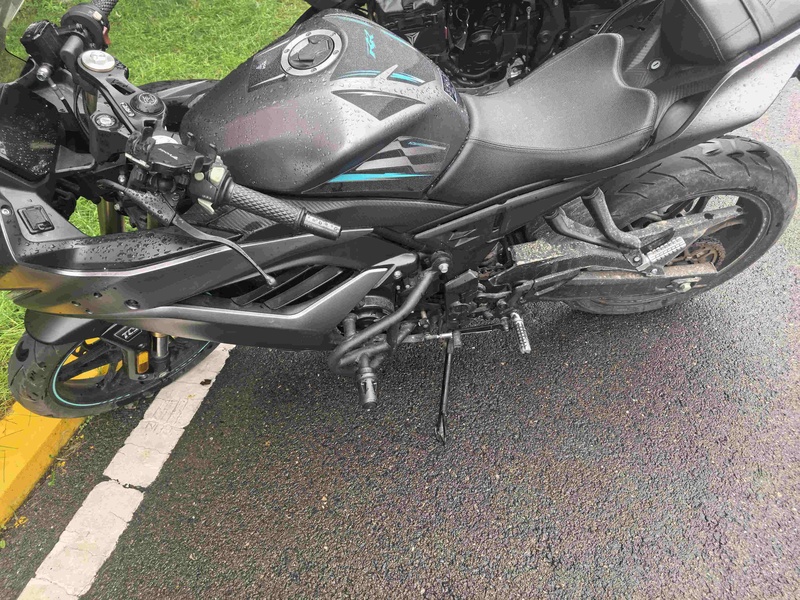 无极 250RR