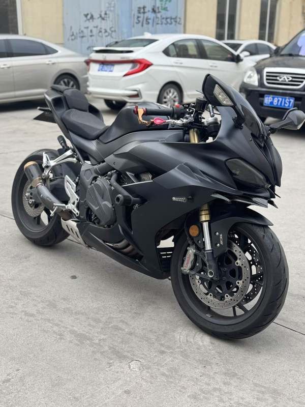 QJMOTOR 赛600