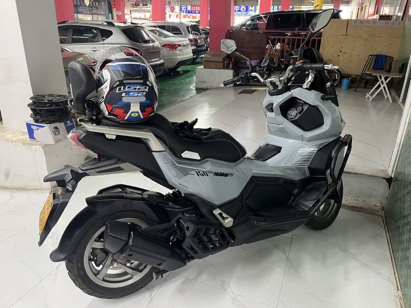 SYM三阳 Husky ADV 150