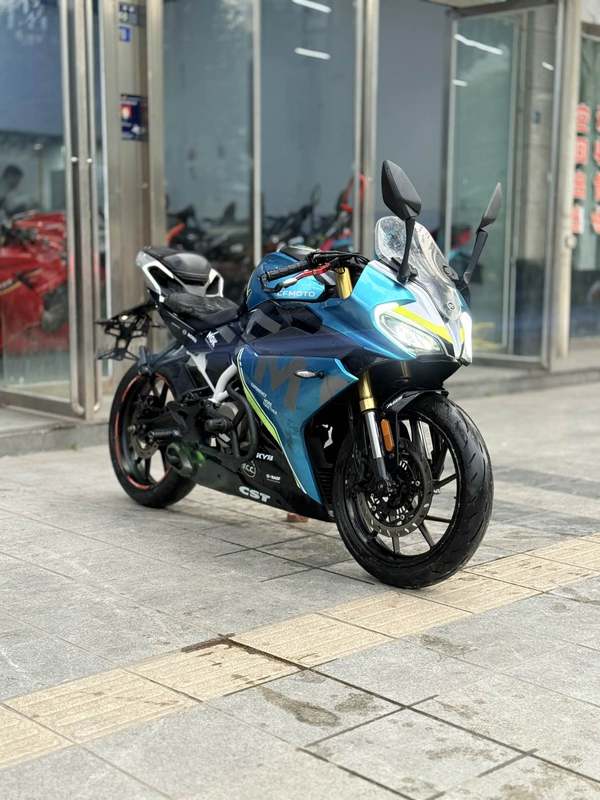 春风 250SR