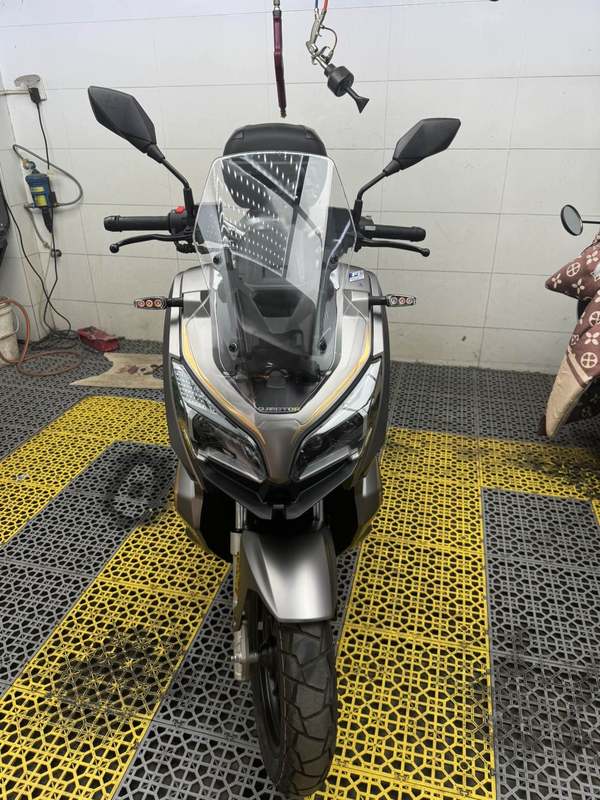 QJMOTOR 鸿150 ADV