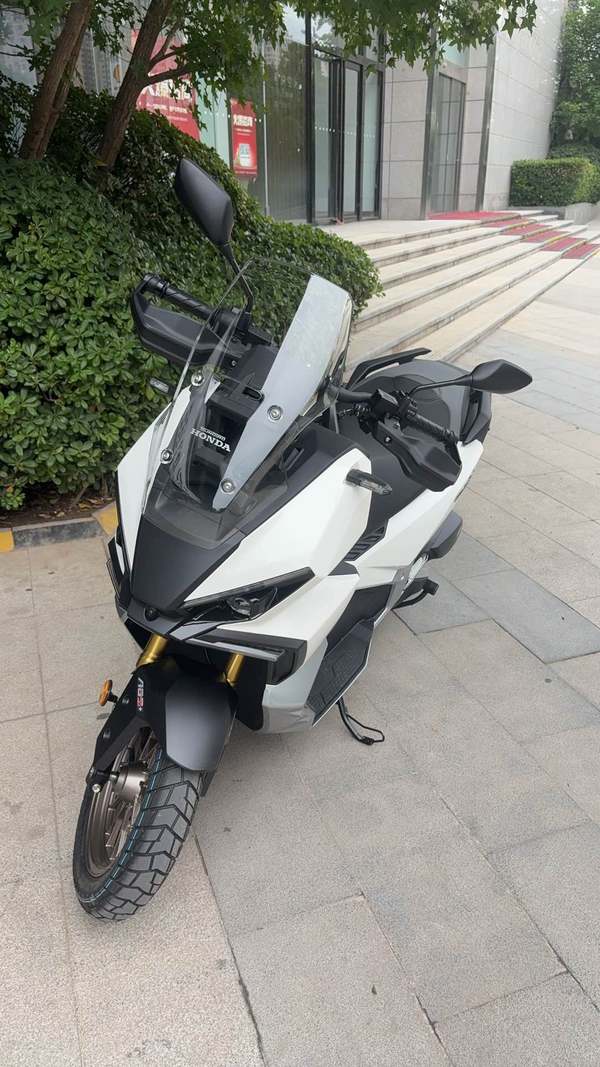 新大洲本田 NS150XC