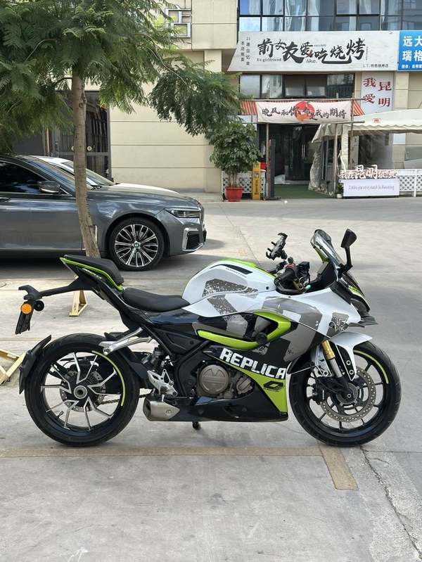 QJMOTOR 赛250