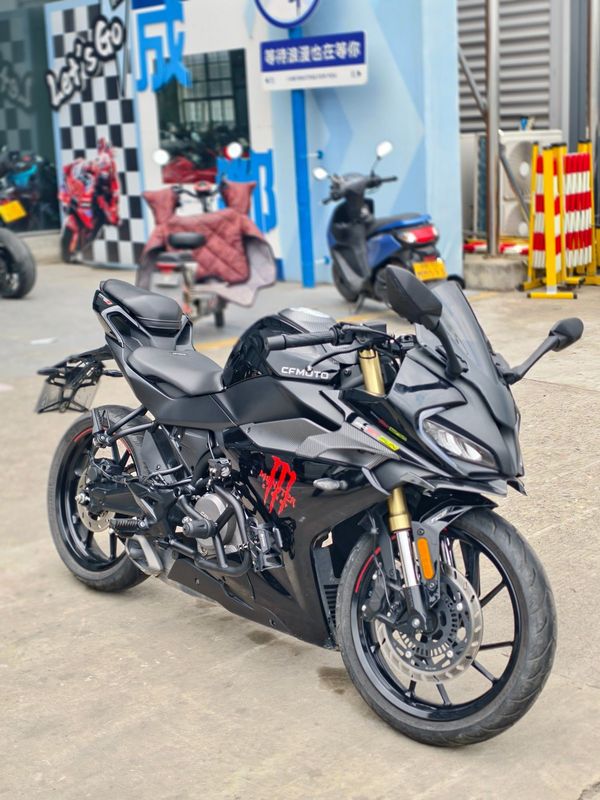 春风 250SR