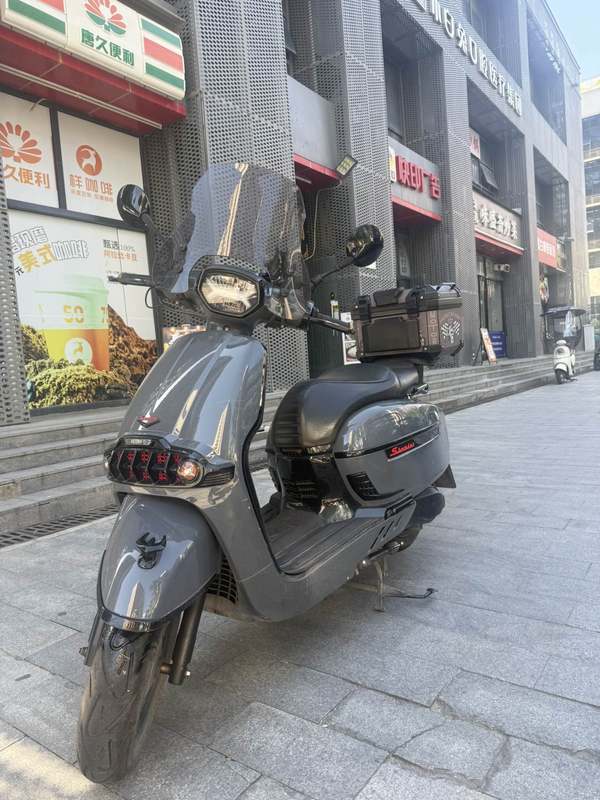 维多利亚 Sixties 150i