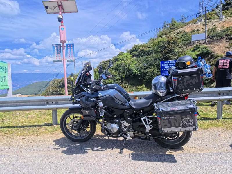 宝马 F 750 GS