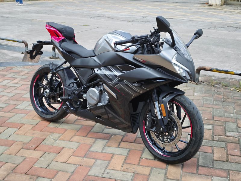 春风 250SR