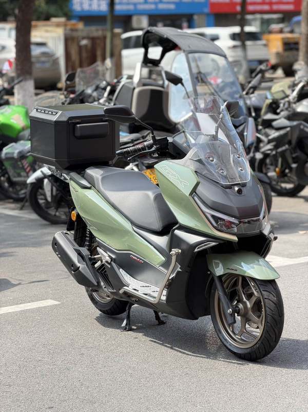 新大洲本田 NS150GX
