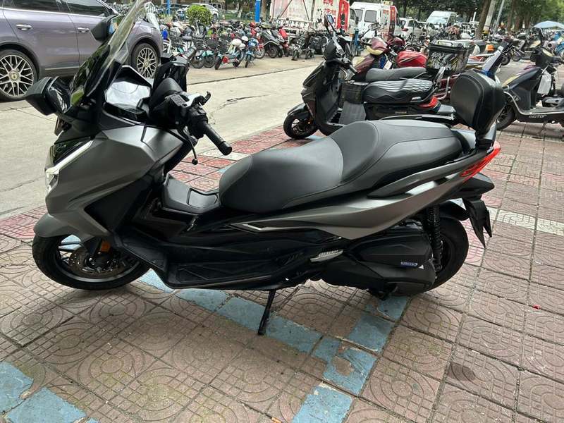本田WING NSS350