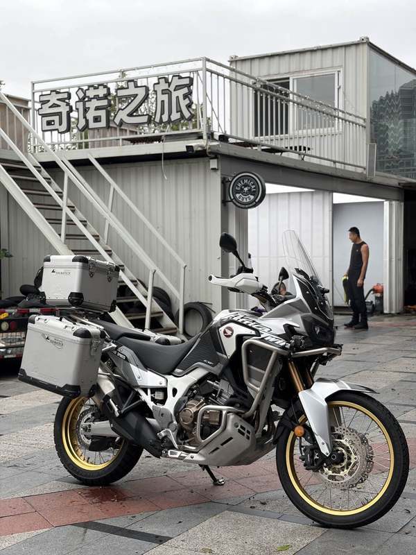 本田DREAMWING CRF1100L Africa Twin