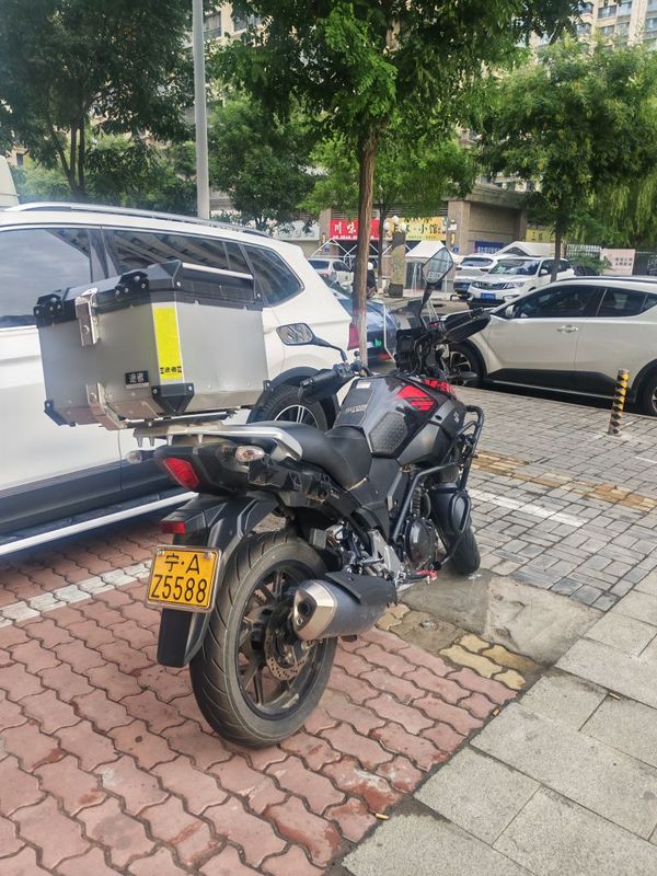 豪爵铃木 DL250