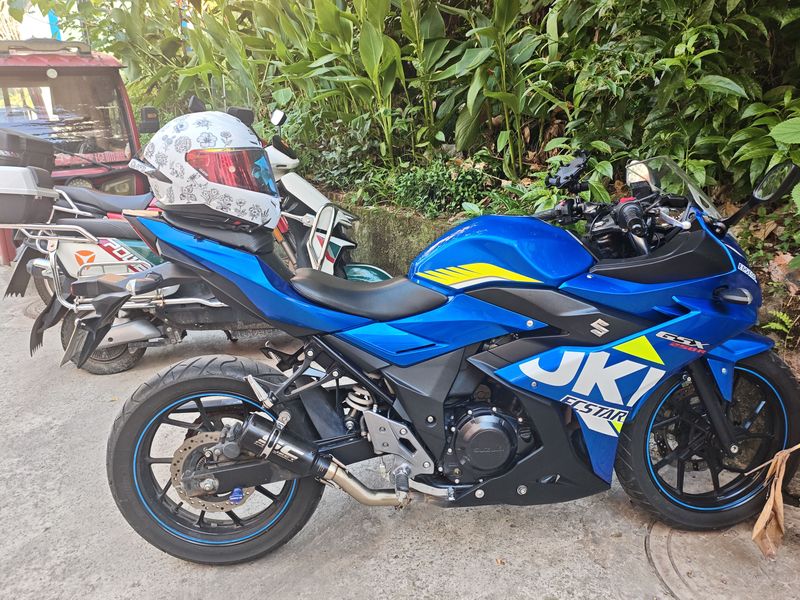 豪爵铃木 GSX250R