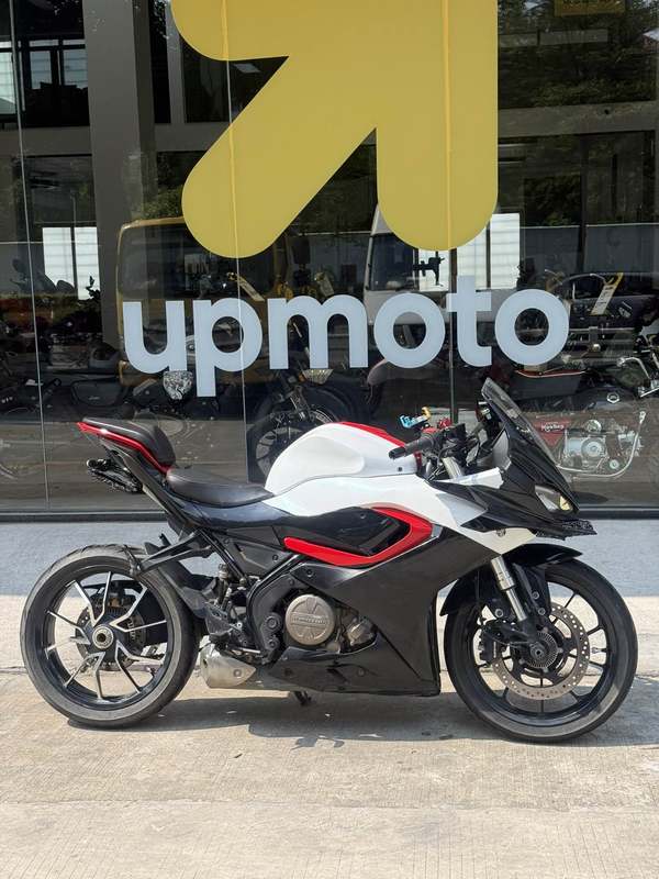 QJMOTOR 赛250