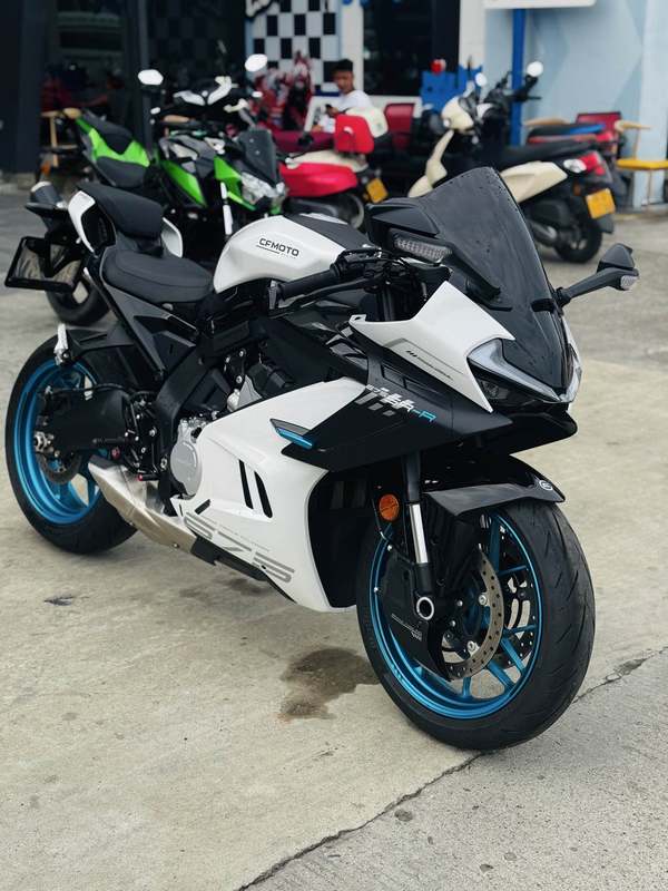 春风 675SR