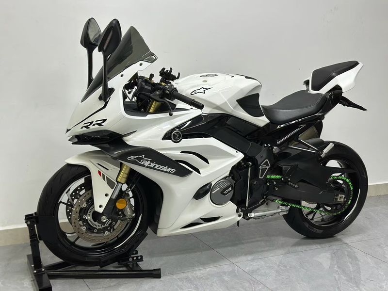 无极 RR660