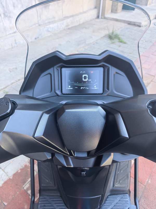 QJMOTOR 鸿250