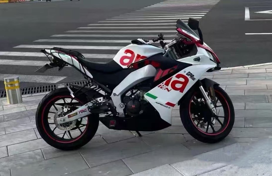 宗申阿普利亚 GPR150R