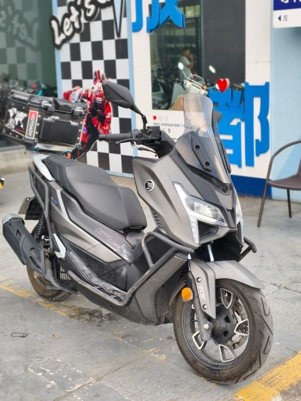 无极 SR150GT