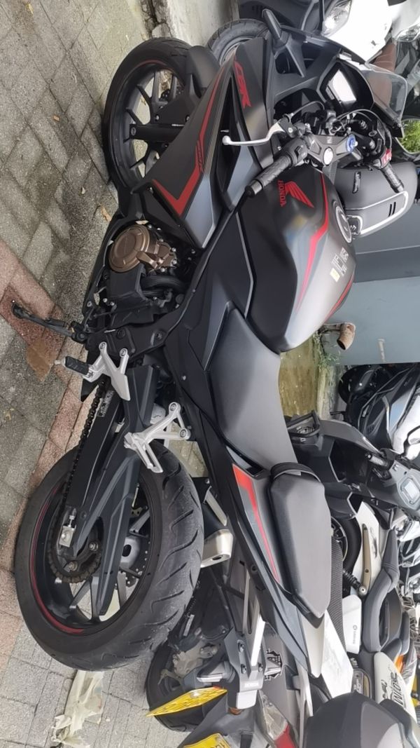 本田DREAMWING CBR500R