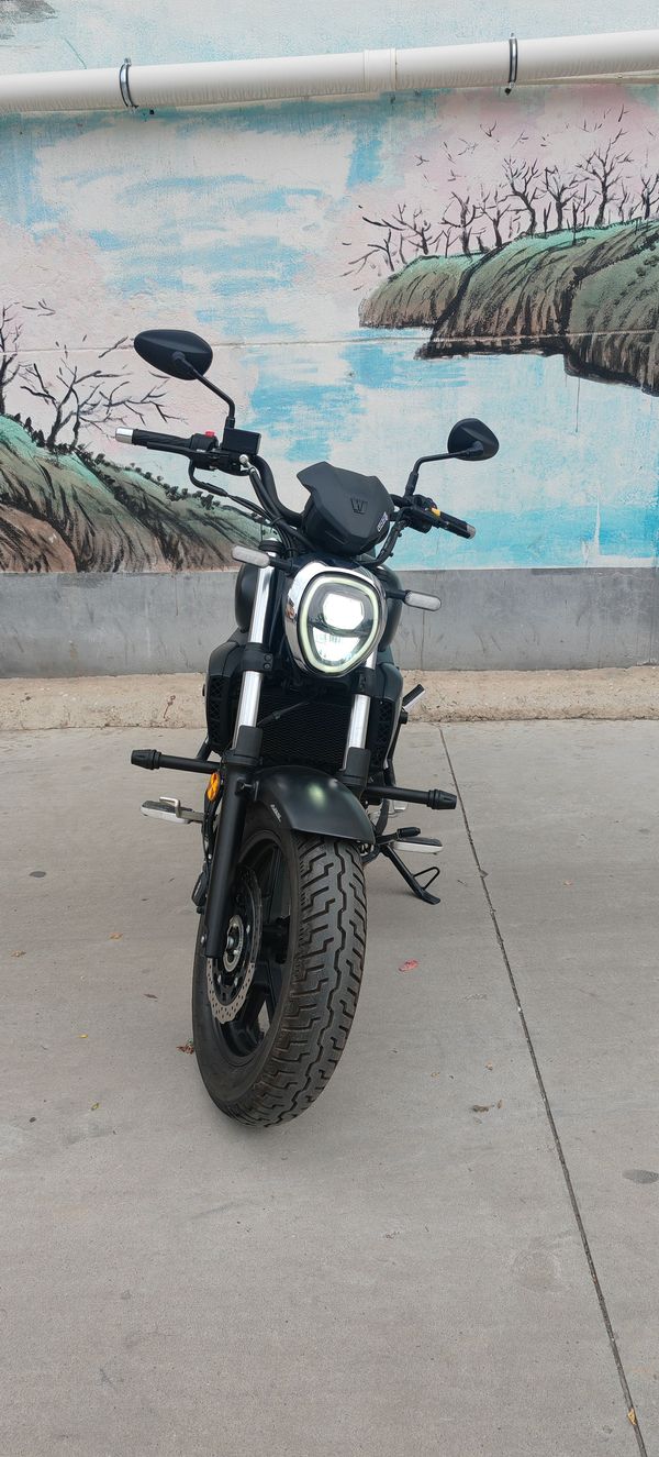 豪爵 TR300