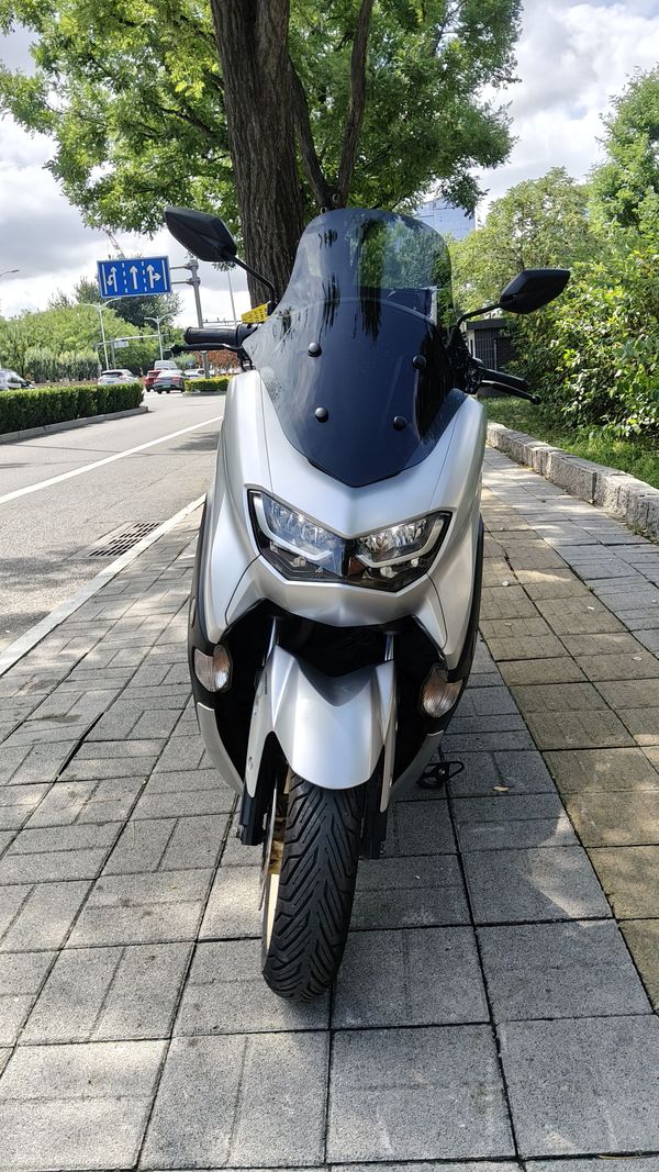 雅马哈 NMAX