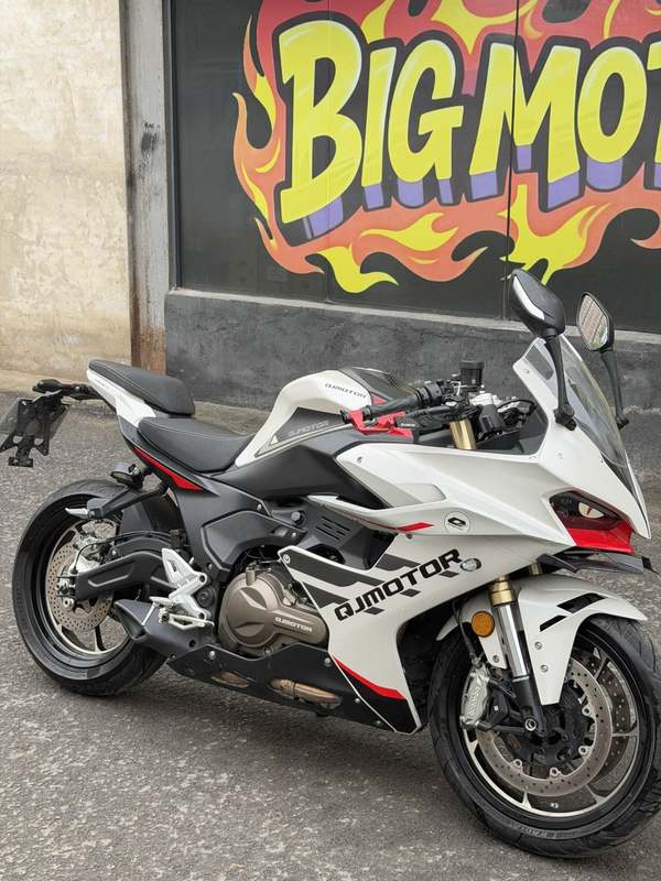 QJMOTOR 赛550
