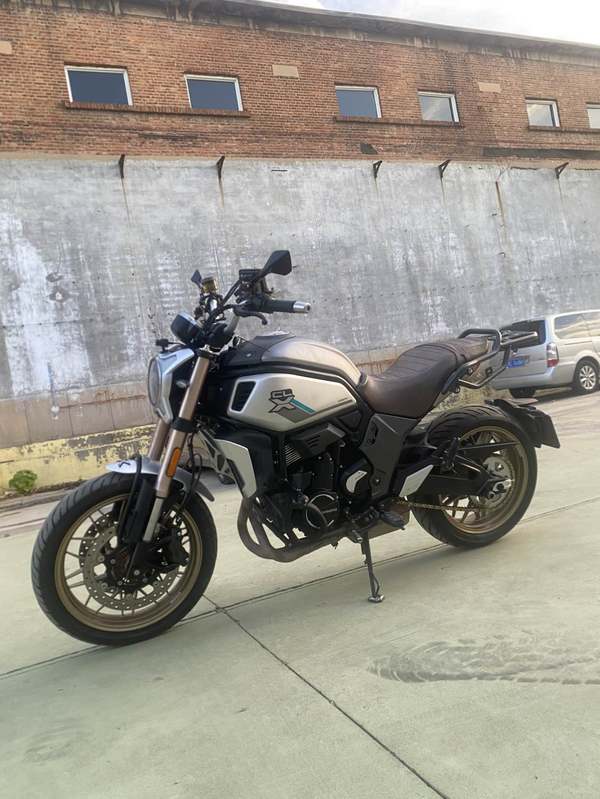 春风 700CL-X