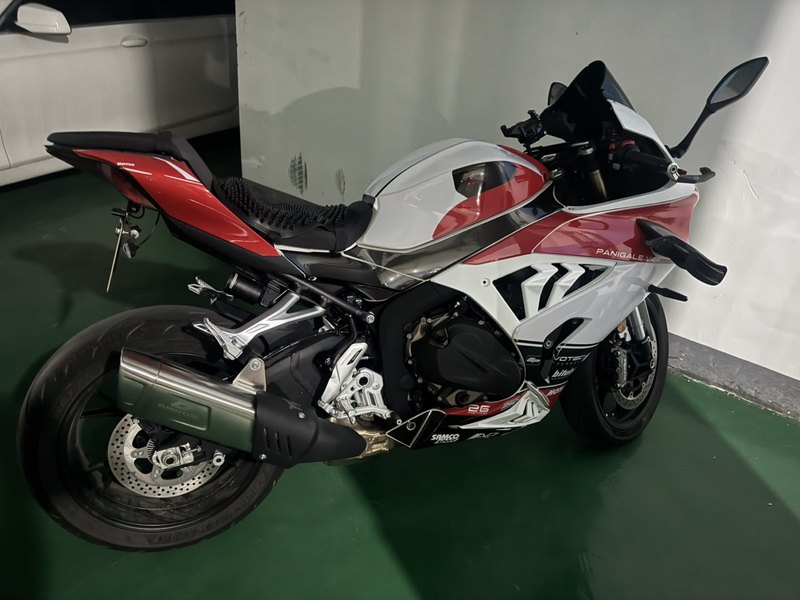 QJMOTOR 赛800