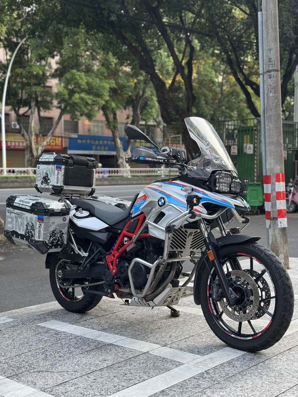 宝马 F 700 GS