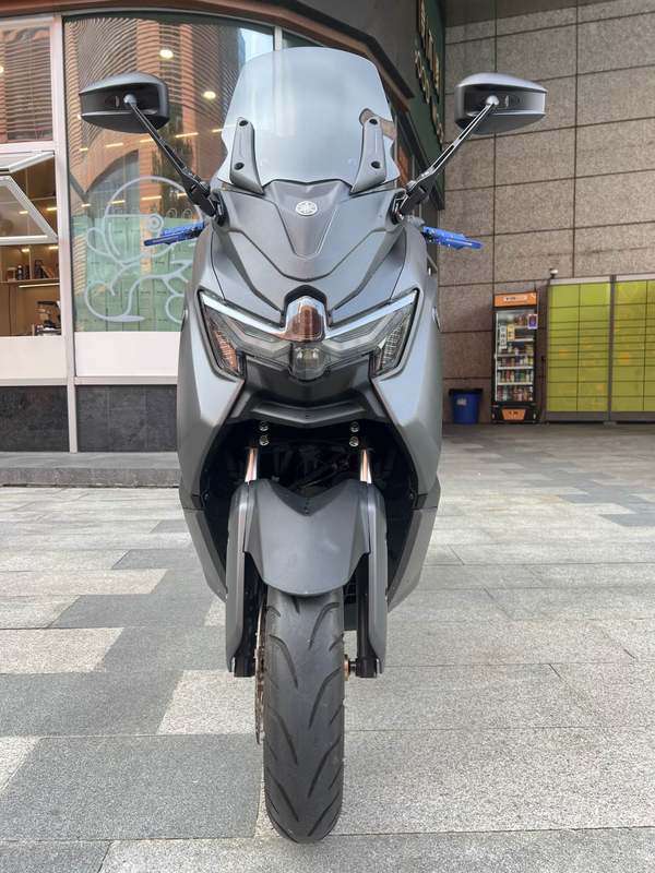 雅马哈 NMAX