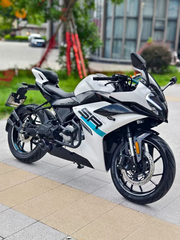 春风 250SR