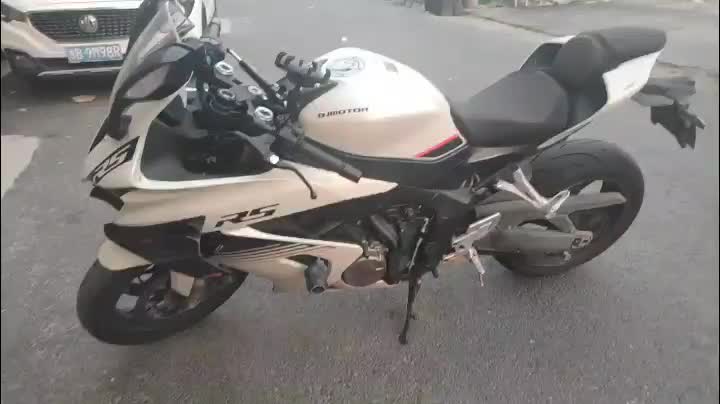 QJMOTOR 赛600