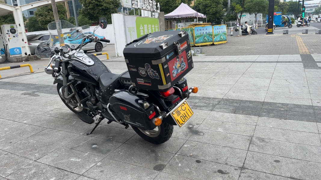 QJIANG 风暴太子150