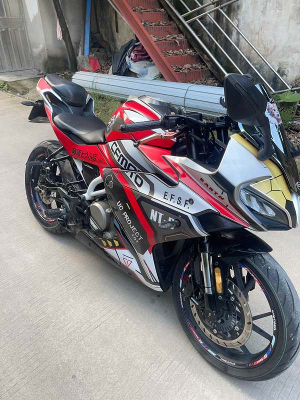 春风 250SR