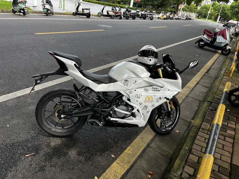 春风 250SR
