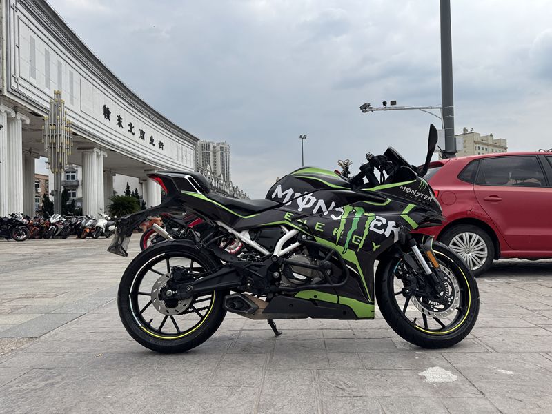 春风 250SR