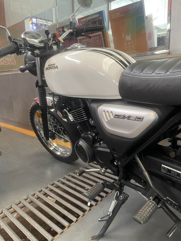 五羊本田 CGX150