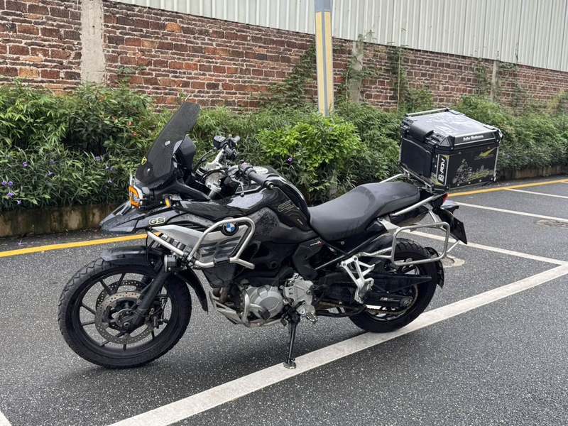宝马 F 750 GS